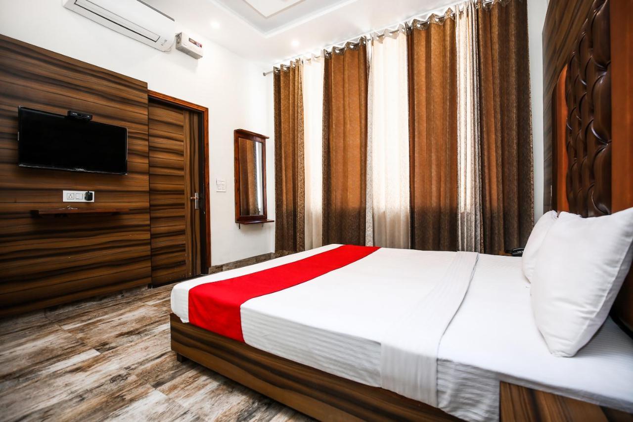 Hotel Woodcrest Zirakpur Chandigarh - Luxury Rooms מראה חיצוני תמונה