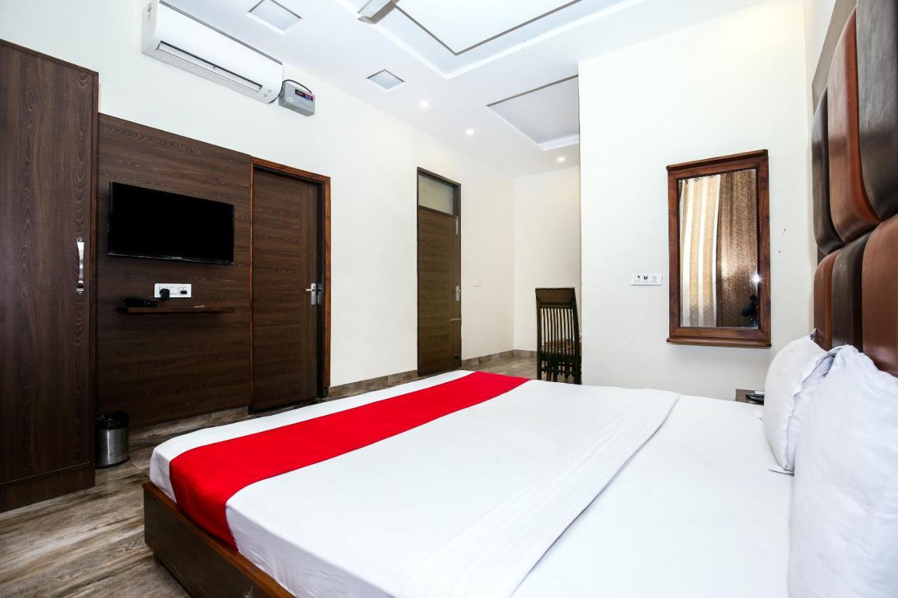 Hotel Woodcrest Zirakpur Chandigarh - Luxury Rooms מראה חיצוני תמונה