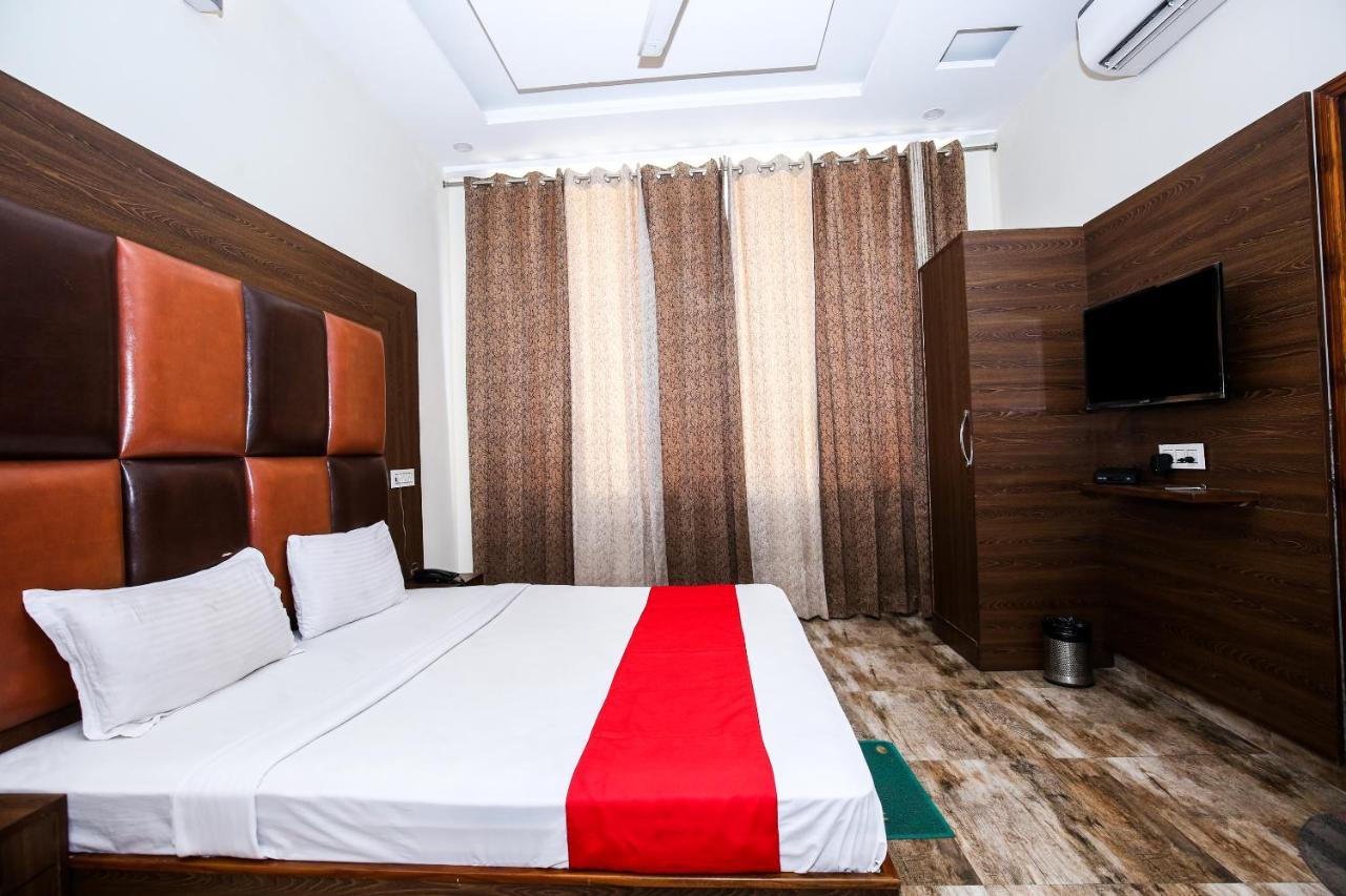 Hotel Woodcrest Zirakpur Chandigarh - Luxury Rooms מראה חיצוני תמונה