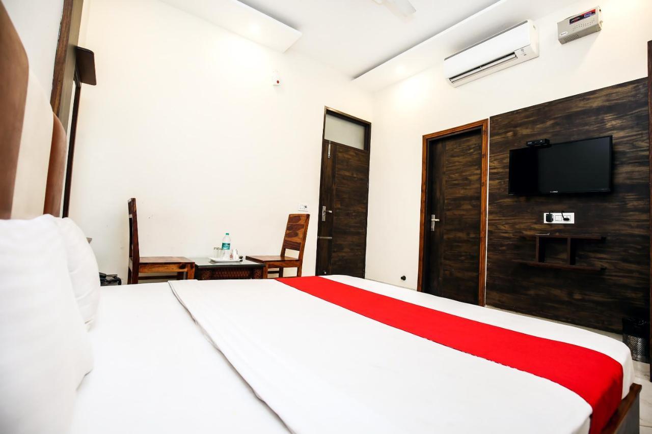 Hotel Woodcrest Zirakpur Chandigarh - Luxury Rooms מראה חיצוני תמונה
