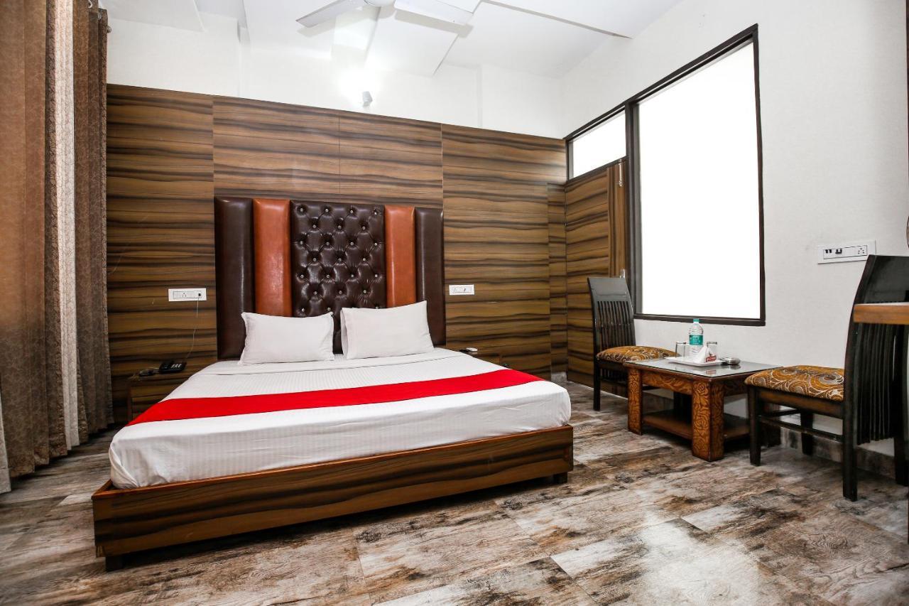 Hotel Woodcrest Zirakpur Chandigarh - Luxury Rooms מראה חיצוני תמונה